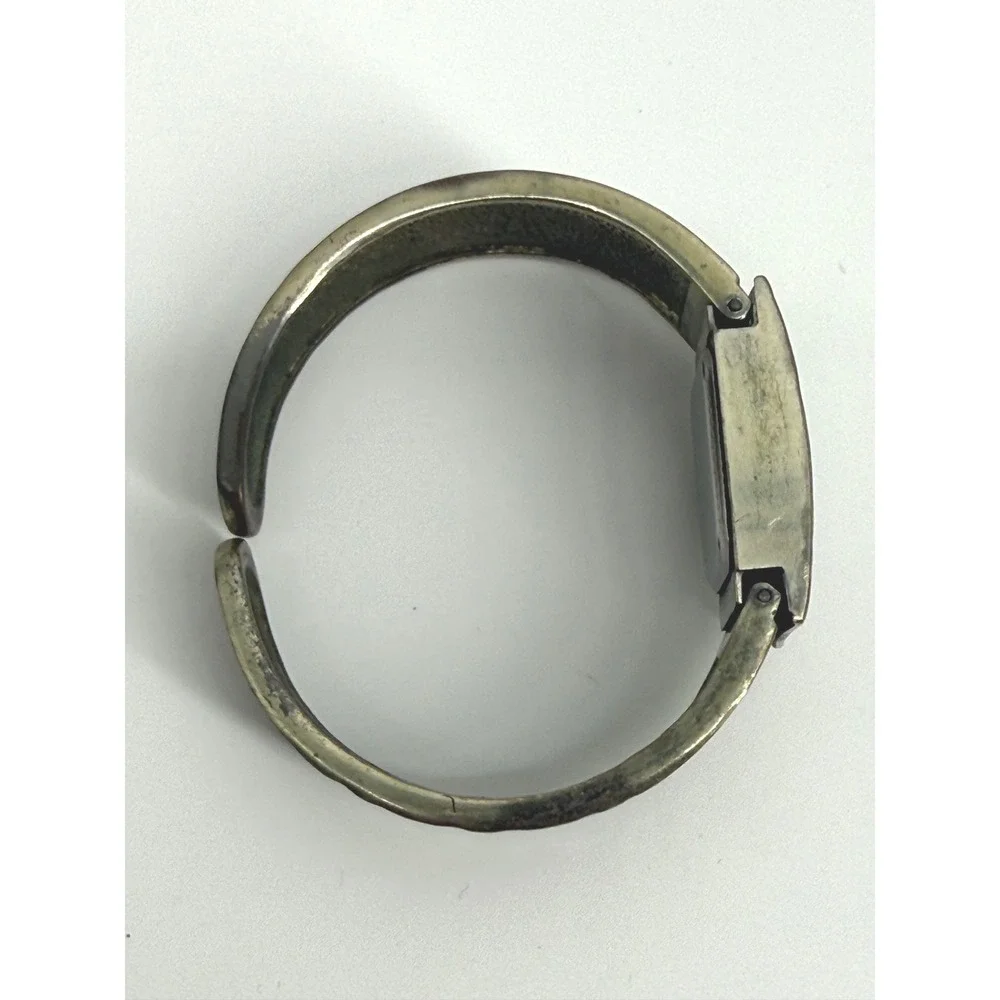 Geneva Elite 2pc Cuff Watch Set Silver Tone Greek Key Abstract Metal‎ Quartz